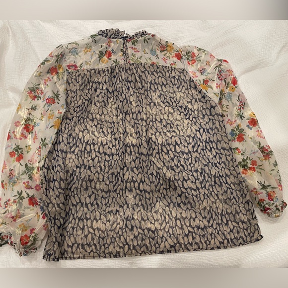 Decker sheer blouse - Picture 2 of 6